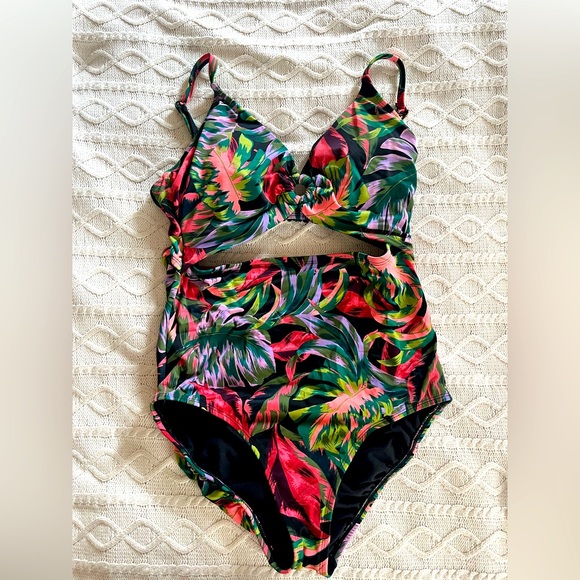 Time and Tru Other - Time & Tru Tropical Print High Waisted One piece with Cutout Size L (12-14)